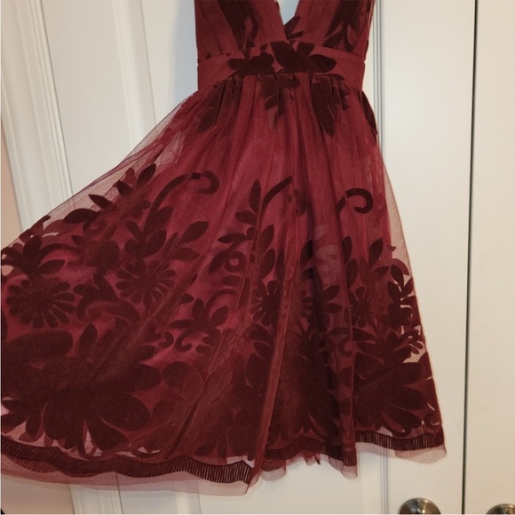 Dark Red Lace Tulle Cocktail Dress Medium - Picture 7 of 13